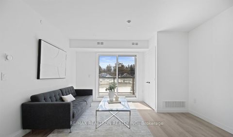 Photo 4 at 204 - 61 Orchard Park Drive, West Hill, Toronto