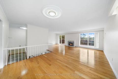 Photo 10 at 109 Banstock Drive, Steeles, Toronto