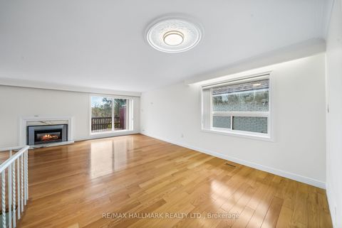 Photo 11 at 109 Banstock Drive, Steeles, Toronto