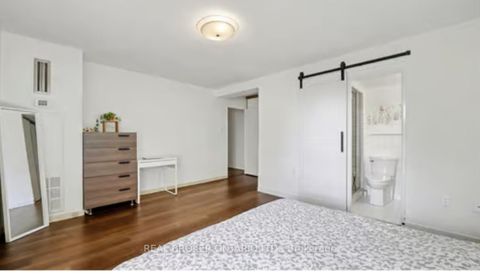 Photo 15 at 503 - 100 Canyon Avenue S, Bathurst Manor, Toronto