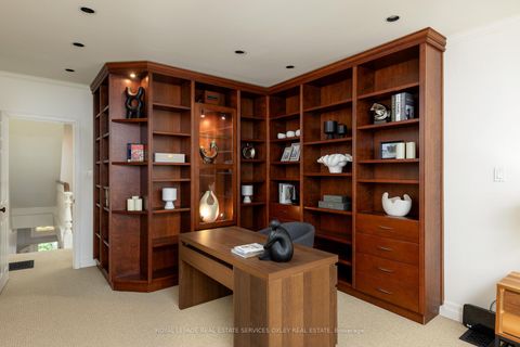 Photo 16 at 313 Sumach Street, South St. James Town, Toronto