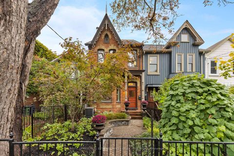 Photo 36 at 313 Sumach Street, South St. James Town, Toronto