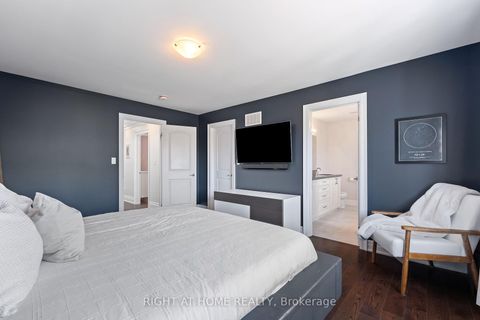 Photo 17 at 20b Leafield Street, L'Amoreaux, Toronto