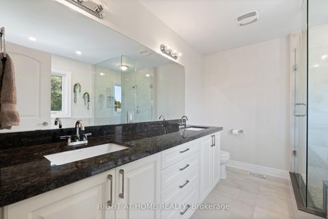 Photo 18 at 20b Leafield Street, L'Amoreaux, Toronto