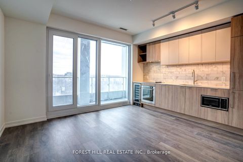 Photo 2 at 1615 - 2020 Bathurst Street, Cedarvale, Toronto