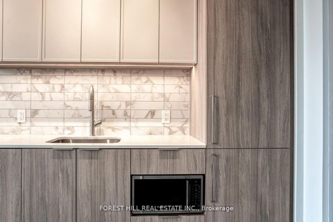 Photo 10 at 1615 - 2020 Bathurst Street, Cedarvale, Toronto