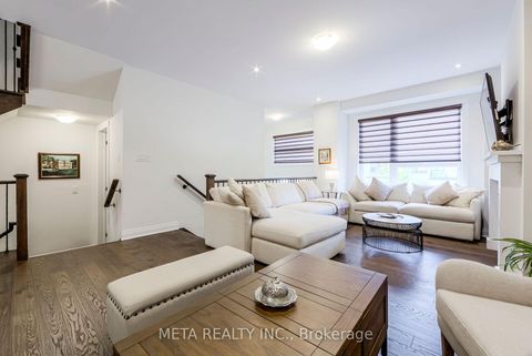 Photo 5 at 23 Hollyhock Court, Don Mills, Toronto