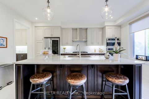 Photo 12 at 23 Hollyhock Court, Don Mills, Toronto