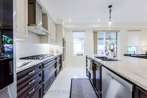 Photo 13 at 23 Hollyhock Court, Don Mills, Toronto