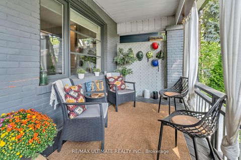 Photo 1 at 10 Oakdene Crescent, Danforth, Toronto