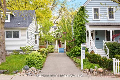 Photo 2 at 9 Elmer Avenue, The Beaches, Toronto