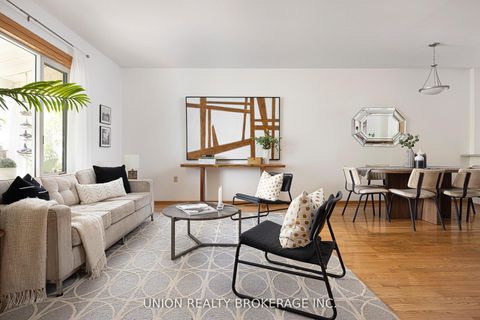 Photo 6 at 9 Elmer Avenue, The Beaches, Toronto