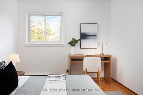 Photo 22 at 9 Elmer Avenue, The Beaches, Toronto