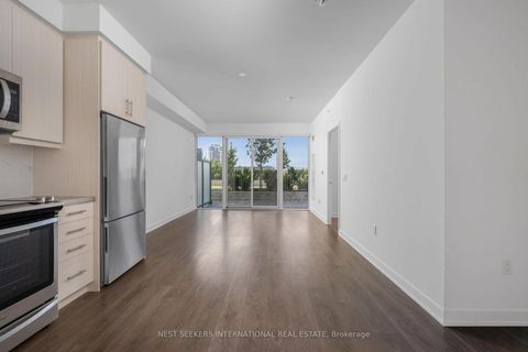 Photo 4 at 303 - 85 Oneida Crescent, Langstaff, Richmond Hill