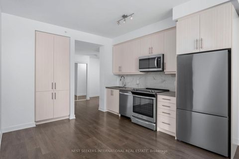 Photo 5 at 303 - 85 Oneida Crescent, Langstaff, Richmond Hill