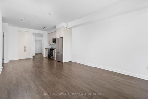 Photo 21 at 303 - 85 Oneida Crescent, Langstaff, Richmond Hill