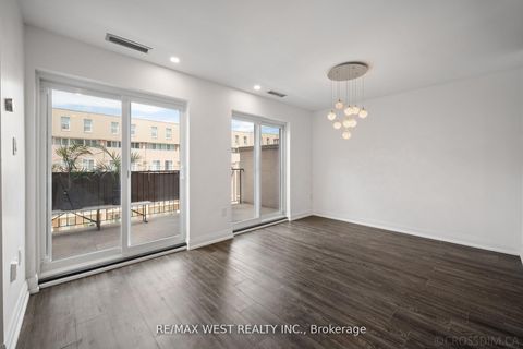 Photo 12 at 236 - 165 Cherokee Boulevard N, Pleasant View, Toronto