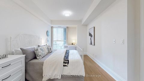 Photo 11 at 633 - 120 Harrison Garden Boulevard, Willowdale East, Toronto