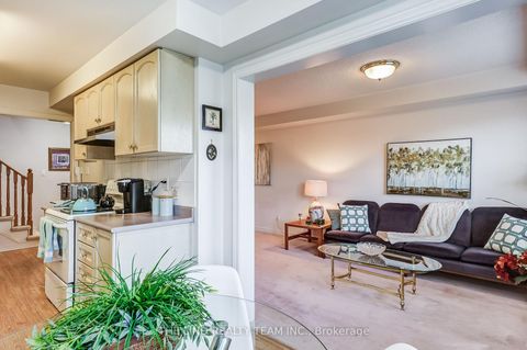 Photo 14 at 20 Hawtin Lane, Aurora Grove, Aurora