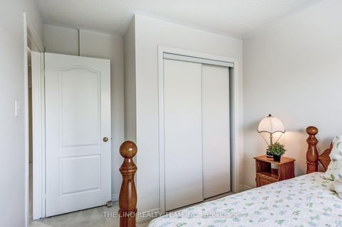 Photo 26 at 20 Hawtin Lane, Aurora Grove, Aurora