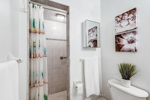 Photo 34 at 20 Hawtin Lane, Aurora Grove, Aurora