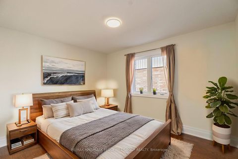 Photo 13 at 1746 Angus Street, Alcona, Innisfil