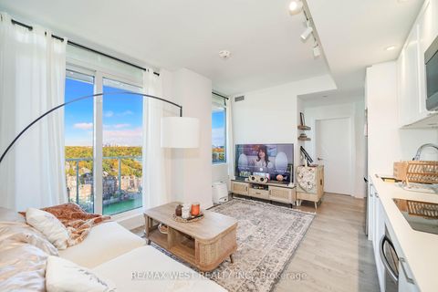 Photo 2 at 2102 - 1928 Lake Shore Boulevard, South Parkdale, Toronto