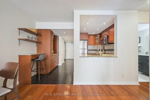 Photo 10 at 508 - 92 King Street E, Yonge Corridor, Toronto