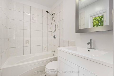 Photo 5 at 23 Kingswell Crescent, Birchmount, Toronto