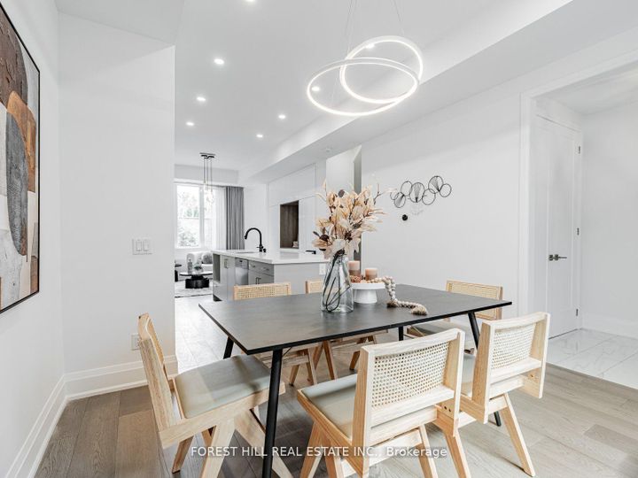 Photo 8 at UNIT-5 - 35 Dervock Crescent, Bayview Village, Toronto