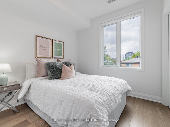 Photo 21 at UNIT-5 - 35 Dervock Crescent, Bayview Village, Toronto