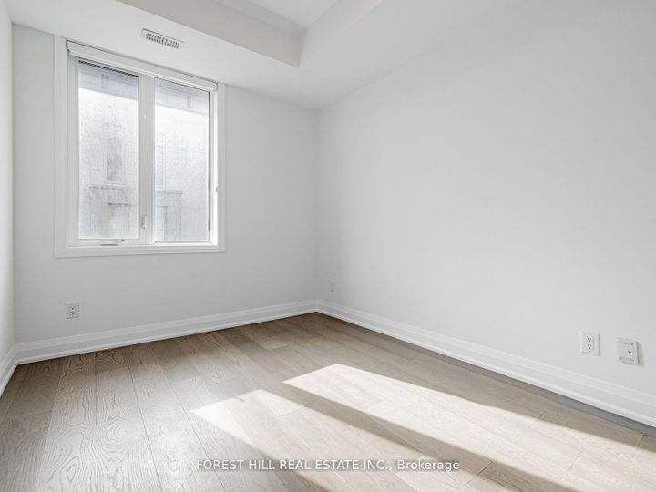 Photo 23 at UNIT-5 - 35 Dervock Crescent, Bayview Village, Toronto