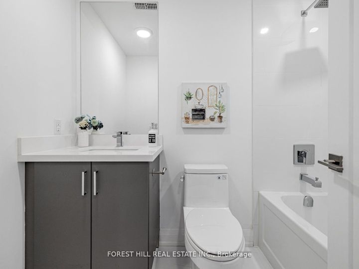 Photo 25 at UNIT-5 - 35 Dervock Crescent, Bayview Village, Toronto