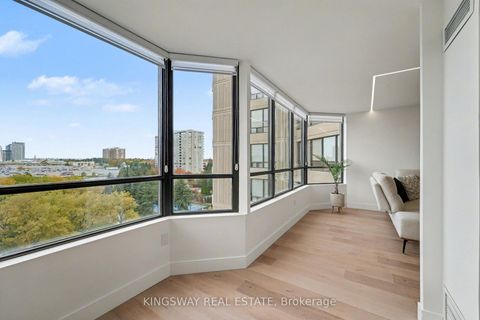 Photo 4 at 712 - 7420 Bathurst Street, Brownridge, Vaughan