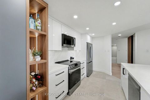 Photo 10 at 712 - 7420 Bathurst Street, Brownridge, Vaughan