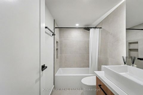 Photo 19 at 712 - 7420 Bathurst Street, Brownridge, Vaughan