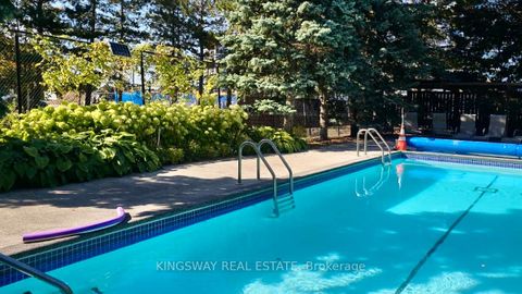 Photo 30 at 712 - 7420 Bathurst Street, Brownridge, Vaughan