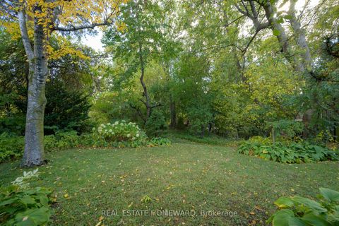 Photo 32 at 59 Parkview Hill Crescent, Parkview, Toronto