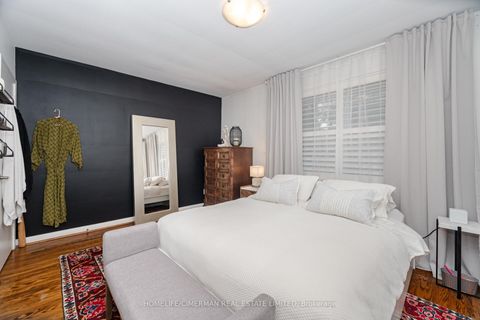 Photo 20 at 66 Mooreshead Drive, Etobicoke West Mall, Toronto