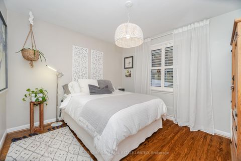 Photo 22 at 66 Mooreshead Drive, Etobicoke West Mall, Toronto