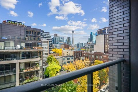 Photo 6 at 711 - 543 Richmond Street W, Waterfront Communities C1, Toronto