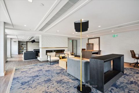 Photo 19 at 711 - 543 Richmond Street W, Waterfront Communities C1, Toronto