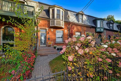 Photo 1 at 40 Geneva Avenue, South St. James Town, Toronto