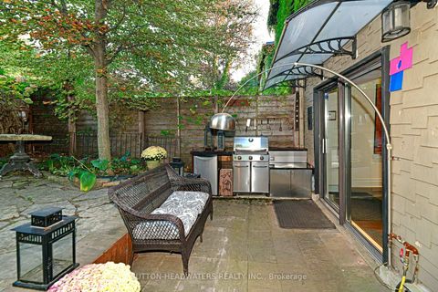 Photo 26 at 40 Geneva Avenue, South St. James Town, Toronto