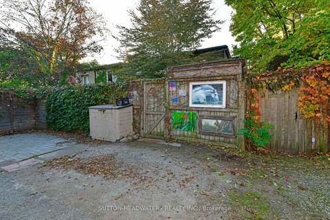 Photo 29 at 40 Geneva Avenue, South St. James Town, Toronto