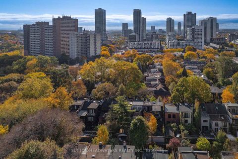 Photo 30 at 40 Geneva Avenue, South St. James Town, Toronto