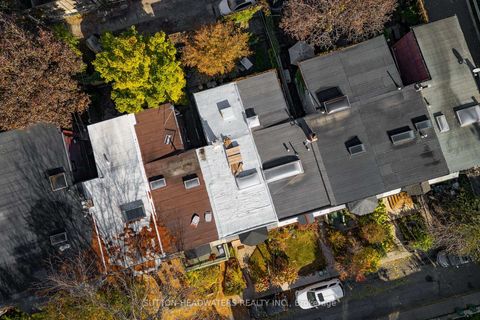 Photo 31 at 40 Geneva Avenue, South St. James Town, Toronto