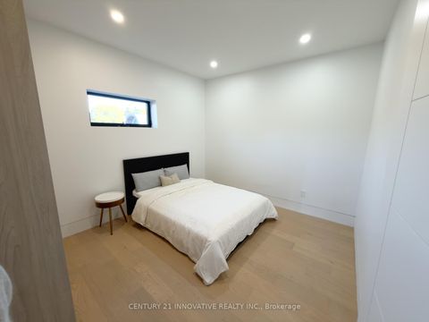 Photo 27 at 10 Haida Court, Highland Creek, Toronto