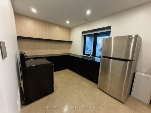 Photo 34 at 10 Haida Court, Highland Creek, Toronto