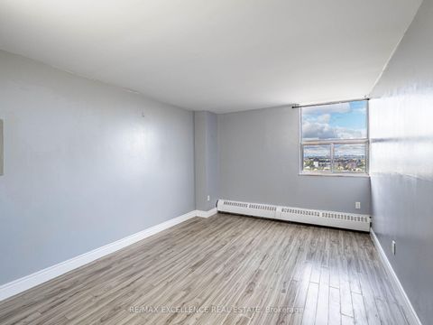 Photo 18 at 1907 - 2645 Kipling Avenue, Jamestown, Toronto